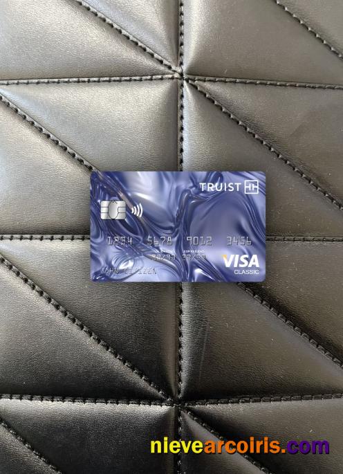 USA Truist Bank visa classic card photolook